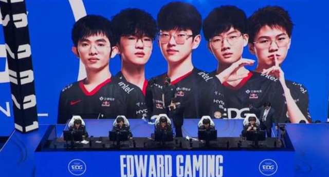 喉咙的不适 喉咙的不适